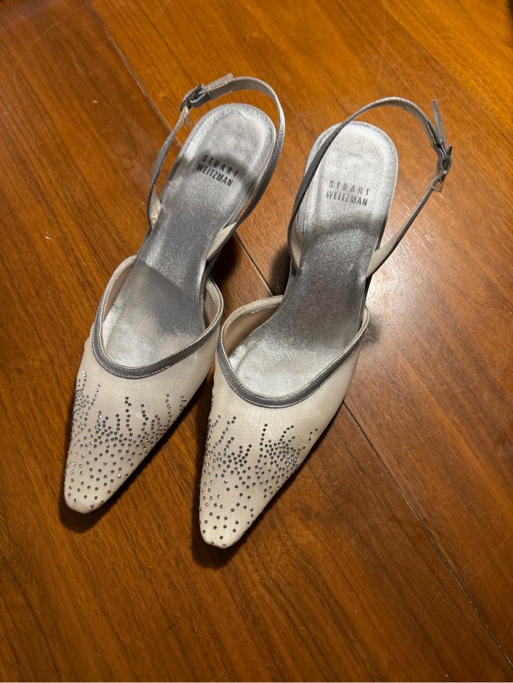 Stuart Weitzman Womens White Satin Slingback Pumps mesh with Crystal Detail 8M